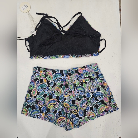 Luxxel - Picture 2 of 14